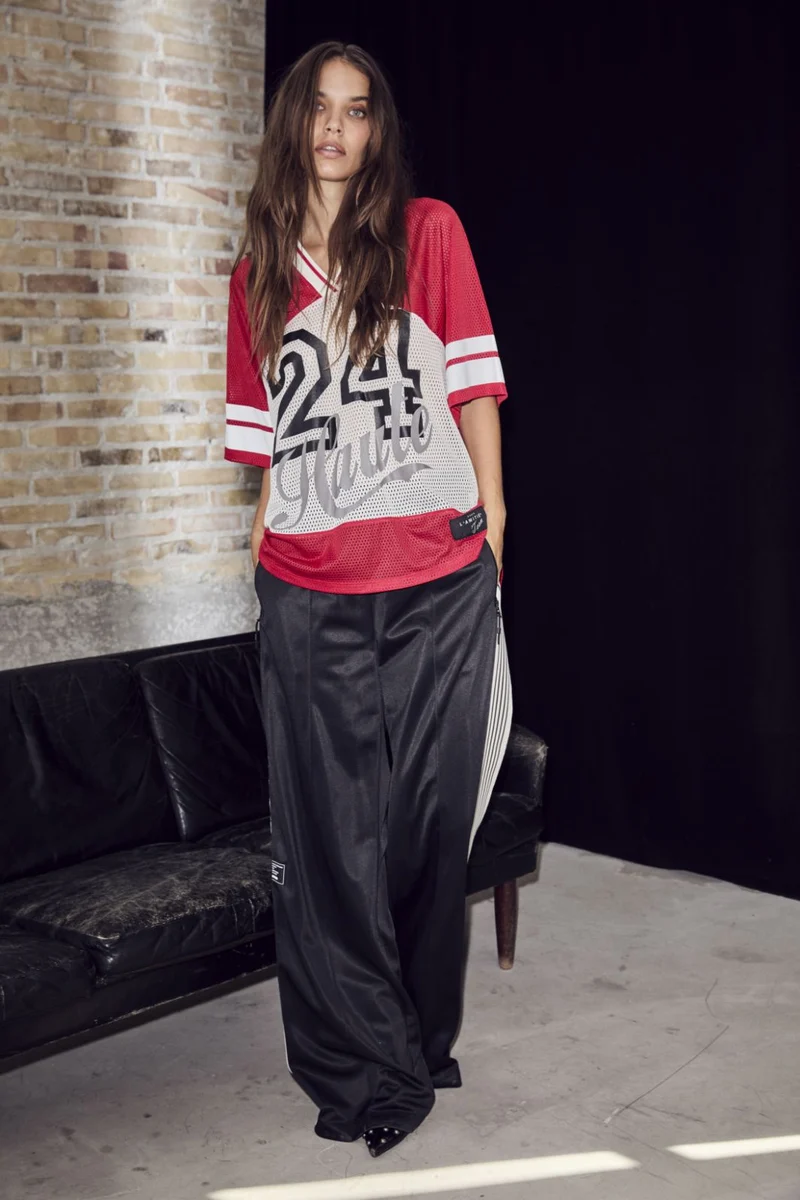 Haute L'Amitié - Drift Combo Number Tee HL10478 - Red